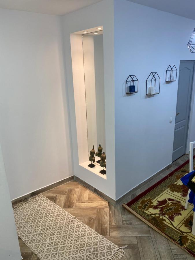Garden Apartament Petrila Экстерьер фото